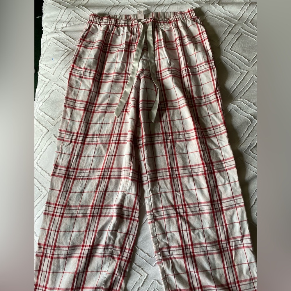 Victoria’s Secret pajama set